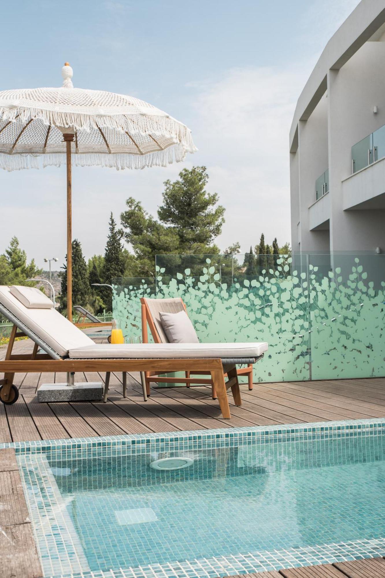 Almond Hotel - Adults Only ネヴェ・イラン エクステリア 写真